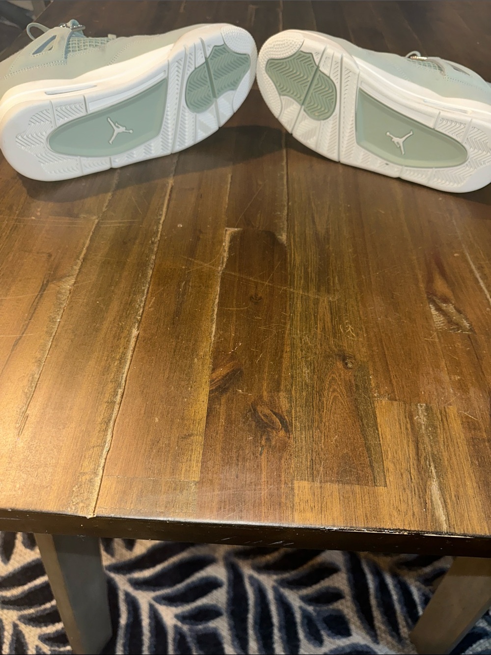 Jordan Women Mint Green Retro Basketball Sneakers BRAND NEW - Picture 5 of 6